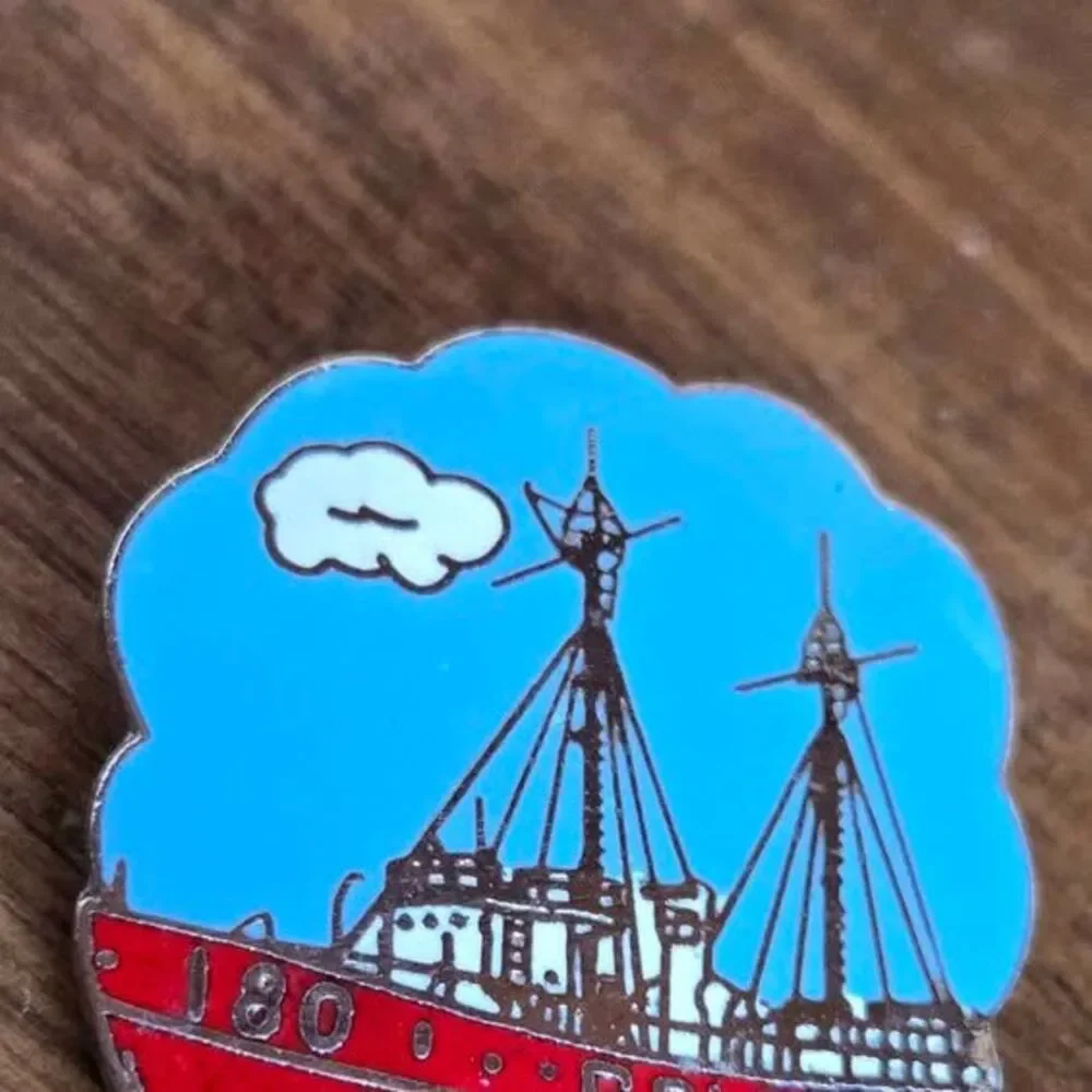 Vintage FV Columbia 180 Fishing Boat Enamel Brooch Pin